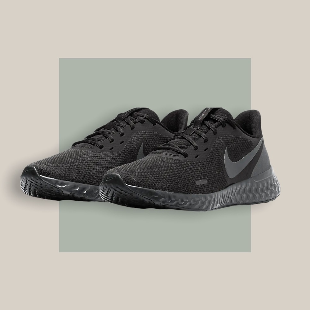 👟 NEW Nike Revolution 5 Shoes - 10 👟 - Picture 5 of 11